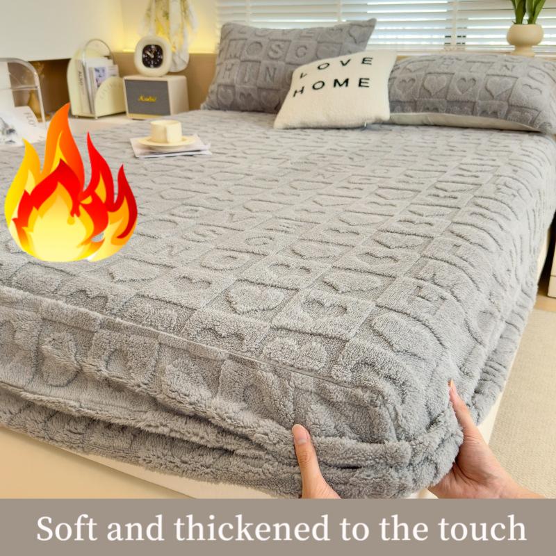 2025Теплая бархатная простыня из молочного велюра, цельная, осенне-зимнее покрывало на кровать, тафтовый наматрасник