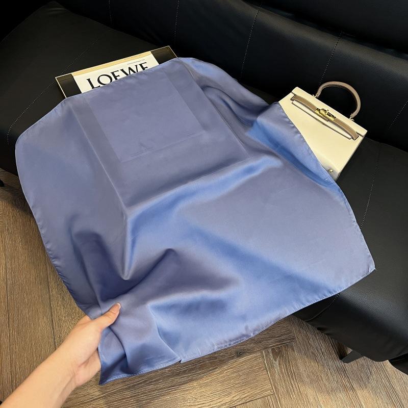 Spring and summer new Korean fashion sweet polka dot simulation silk small square scarf women's thin sunscreen silk scarf decorative small scarf