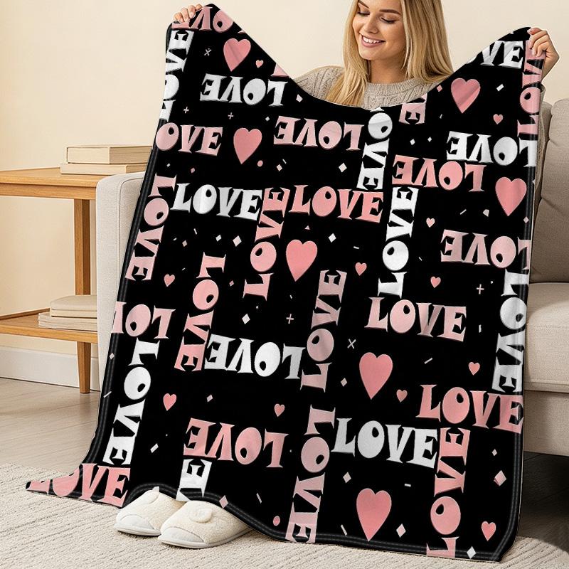 Heart Pattern Flannel Blanket Soft, Non-Pilling, Warm Cozy Throw for Postpartum, Home, All Seasons, Ideal Valentine’s Gift