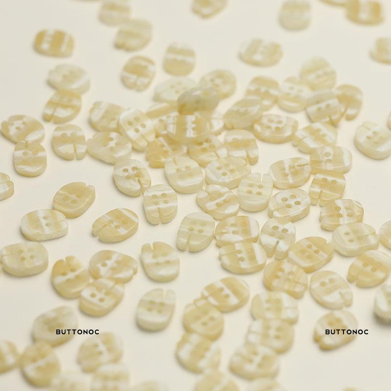 Смола Четыре Глазка Маленькие Пуговицы Вязаный Кардиган Рубашка Рукав Воротник Пуговицы Женское Платье Детская Одежда, Пуговицы