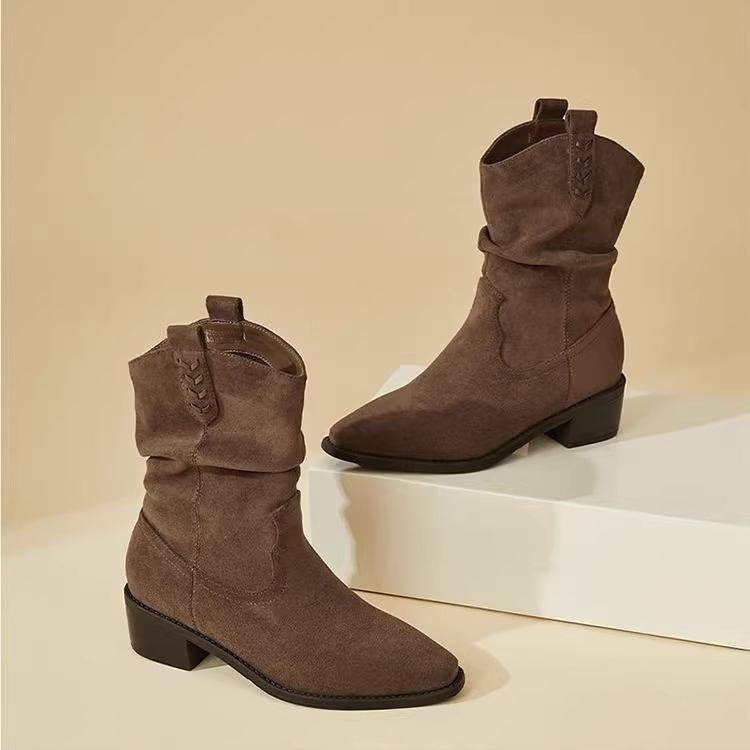Остроносые ретро короткие ботинки женские осень и зима 2025 новые коричневые ботинки майяр пустошь ветер рукав ковбойские ботинки