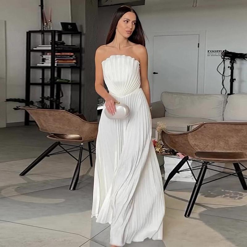 Women's White Strapless Backless Slit Dress with Irregular Pleats and Waist Cinching Design Versatile and Elegant Women's Dress for Daily Wear
