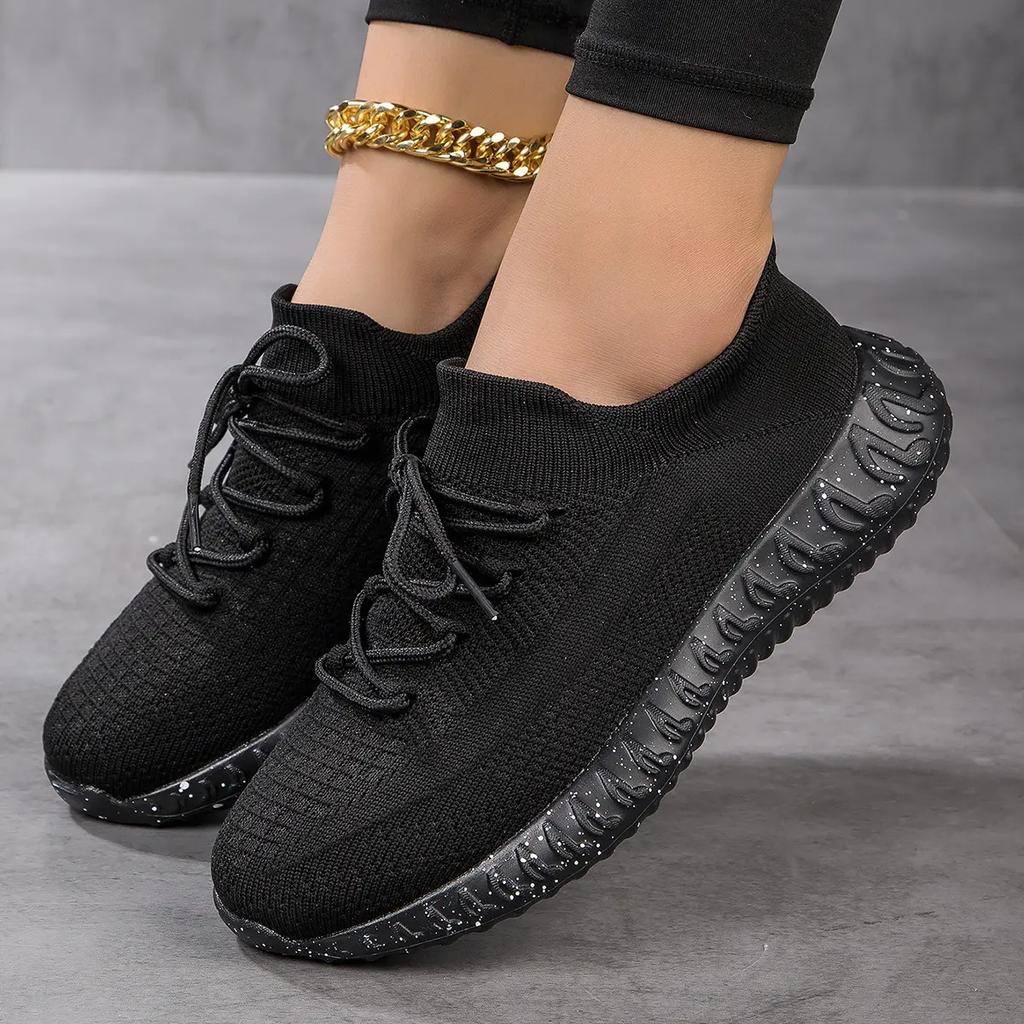 Fitness Casual Shoes Running Shoes Elastic Socks and Breathable New Fashion Lightweight Soft Sole Sports Flyknit Socks Men's and Women's Shoes