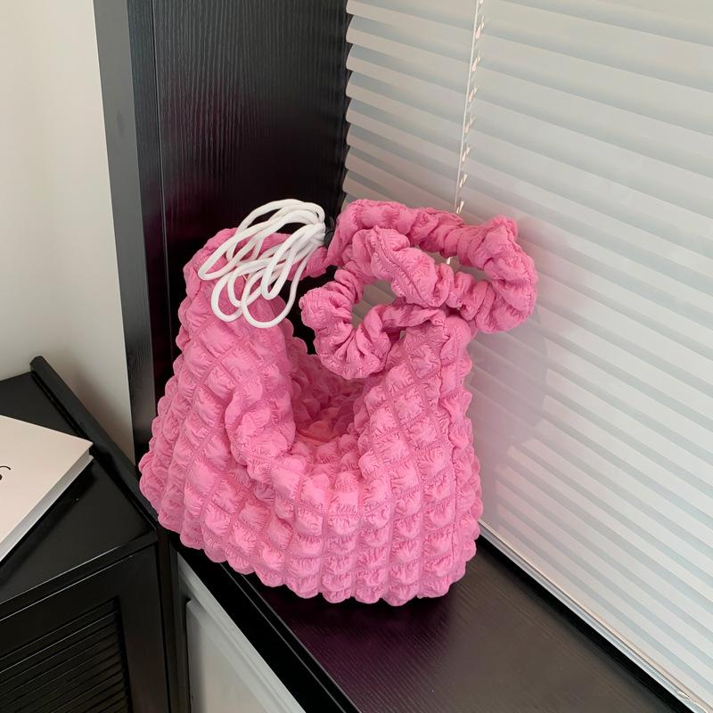 Модная плиссированная сумка через плечо большой вместимости Женская весенняя однотонная универсальная сумка под мышкой Тренд