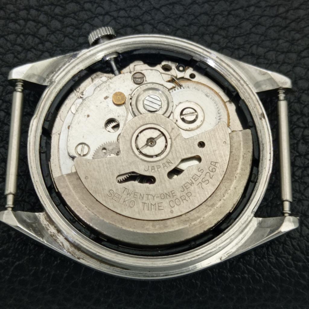 ЯПОНСКИЕ ВИНТАЖНЫЕ АВТОМАТИЧЕСКИЕ МУЖСКИЕ ЧАСЫ SEIKO 5 7S26A С КРАСНЫМ ЦИФЕРБЛАТОМ a707799-1