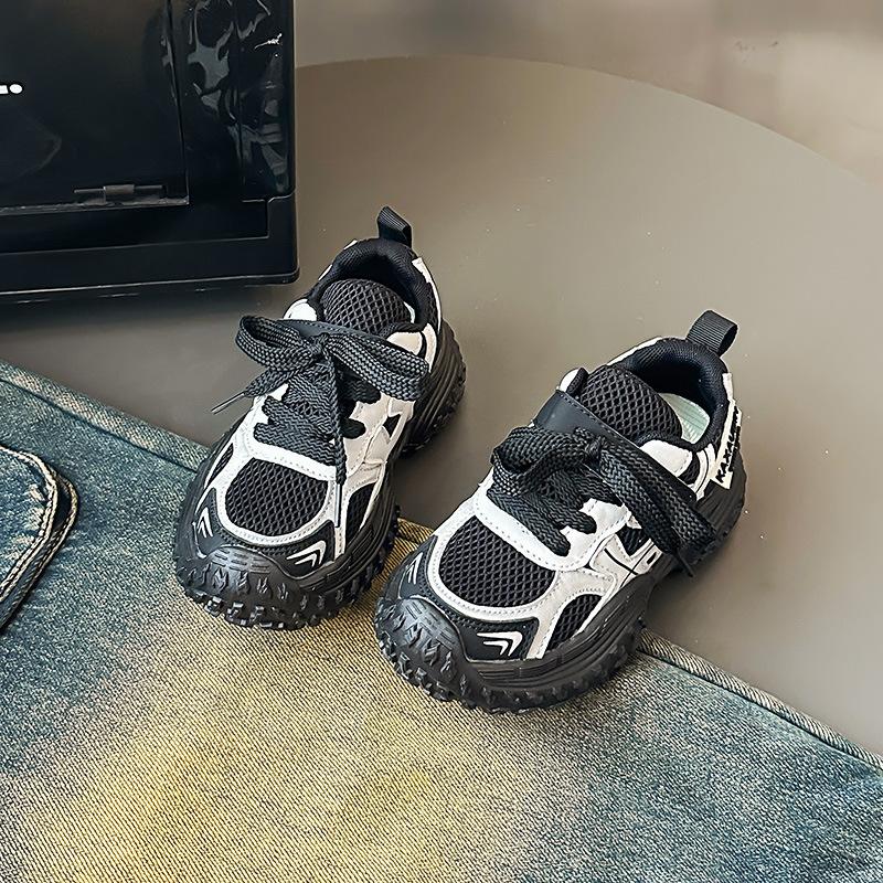 2026New autumn color-blocked sports shoes for girls, mesh running shoes for children, casual shoes for boys