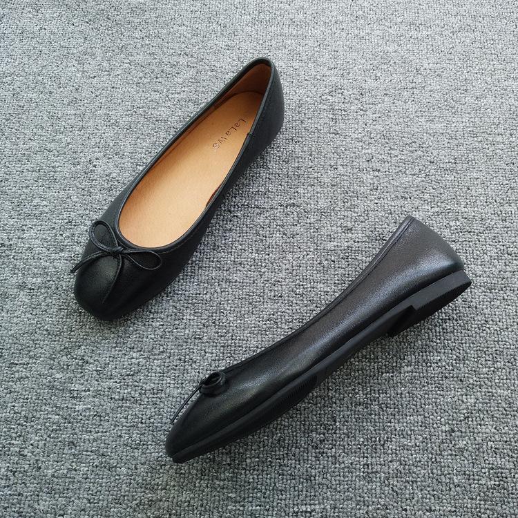 Новые супермягкие туфли из коровьей кожи с квадратным носком и плоским носком, женские туфли золотисто-серебряного цвета, балетки с бантом