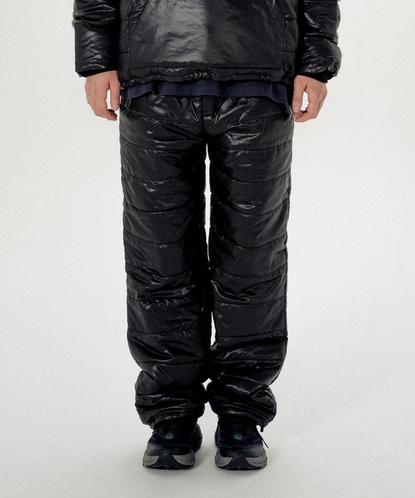 MAYOL Uniquilted Setup Pants_Glossy Black