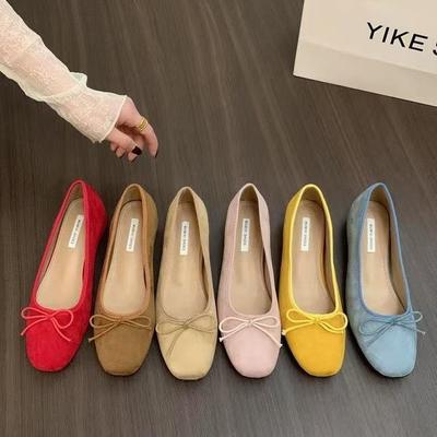 Внутренние туфли-лодочки женские 2025 новые французские туфли Мэри Джейн на низком каблуке с ароматом замшевые красные туфли на мягкой подошве для бабушки