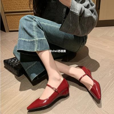 2025 новые туфли-лодочки с острым носком, темпераментные, женские туфли-одинарки из лакированной кожи с пряжкой, туфли Мэри Джейн с открытым верхом
