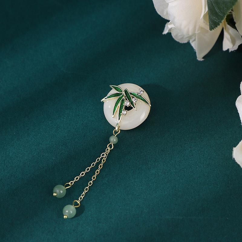 Имитация жемчуга Женское украшение Ханфу Ювелирные изделия Длинная подвеска-кисточка Аксессуары для ципао Сплав Ципао Прессованный лацкан