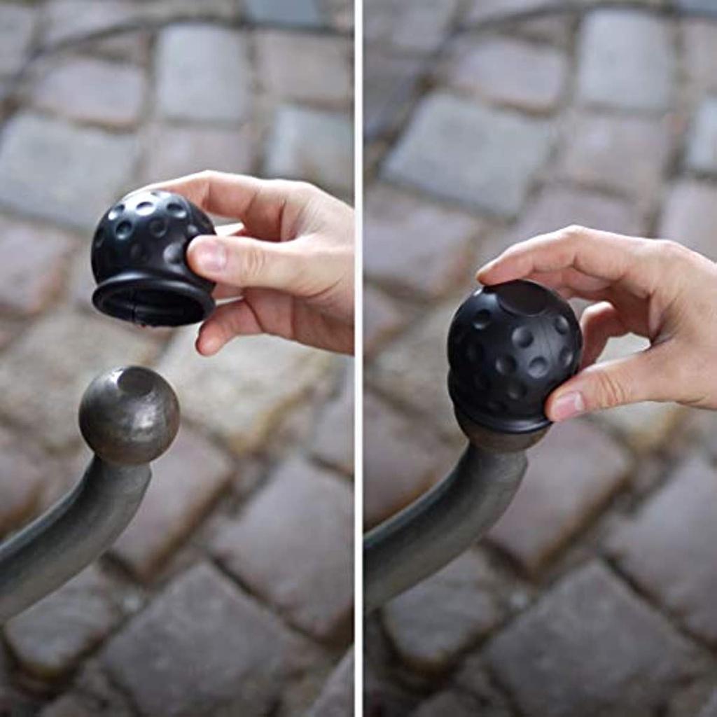 Крышка прицепного устройства Универсальная для шаровых сцепок диаметром до 50 мм. Изготовлена ​​из резины в форме мяча для гольфа. Устойчива к атмосферным воздействиям и моется в автомобиле.