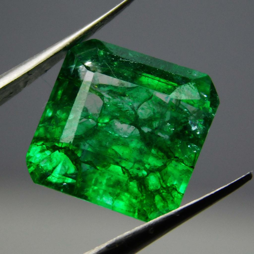 9 Ct Natural Green Emerald Emerald Cut CERTIFIED Loose Gemstone Colombian Gem A-3897c