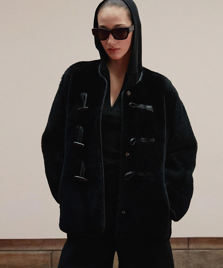 Verdemar Reversible Toggle Shearling Coat_Black
