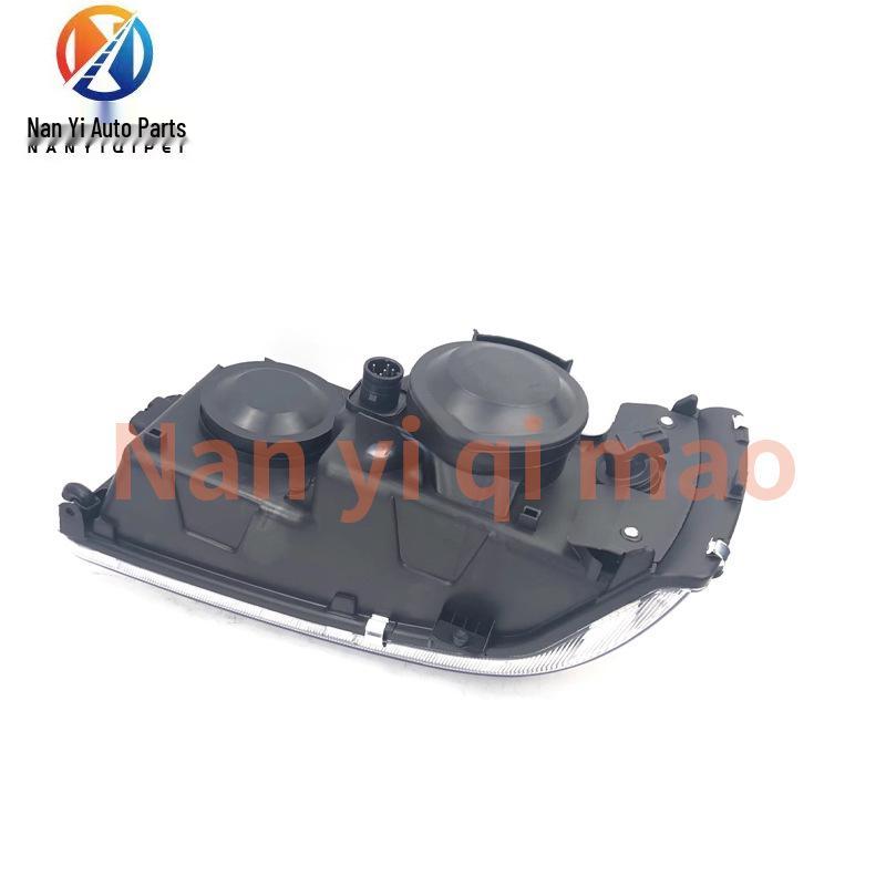 DAF XF105/XF95 Headlight Accessories: Headlamp Parts 1743685, 1743684