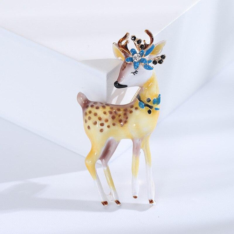 Blucome Fashion Alloy Drop Oil Sika Deer Brooch Cute Animal Women Suit Pin Clothing Accessories