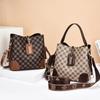 Women Stylish Checkerboard Printed Handbag Large Capacity Versatile Commuting Shoulder Bag Classic Retro Crossbody Bag