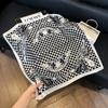 Новый шелковый платок женская мода универсальный высококачественный маленький квадратный платок корейская версия шарф для защиты шеи весна и осень ретро шарф для повязки на сумку