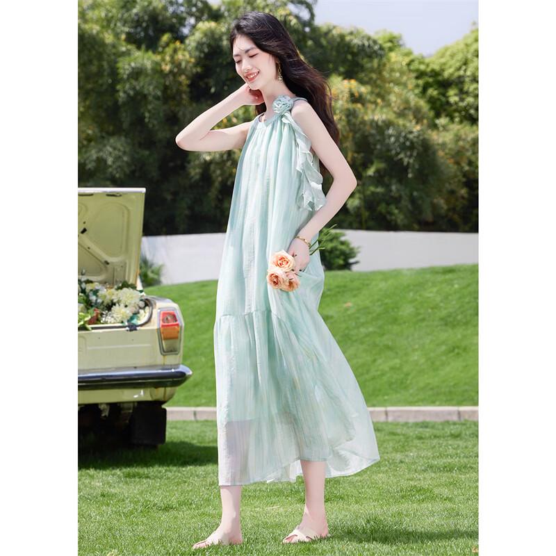 Свободное платье-макси на бретелях в французском стиле из смеси лиоцелла