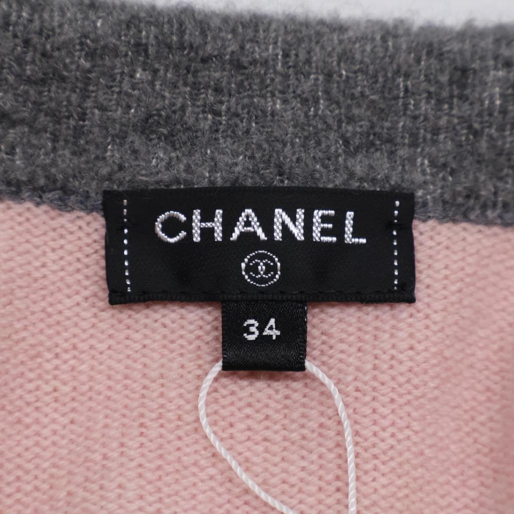 Chanel [New/Domestic Genuine] P71355K10217 CC Logos Button 100% Cashmere Tops 34 Pink / GrayUsed