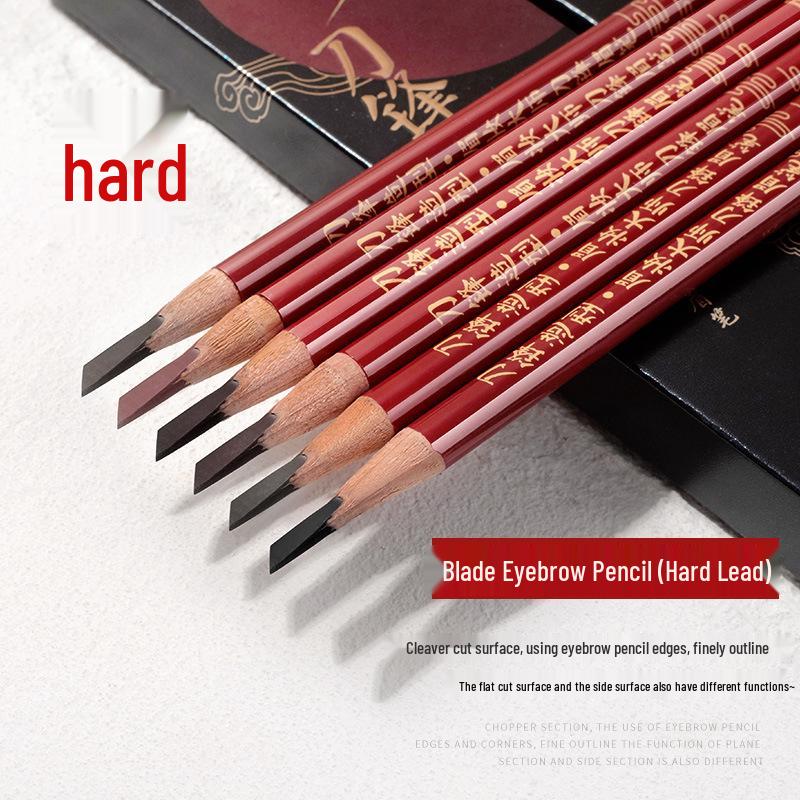 Карандаш для бровей Master Precision: Стойкая, водостойкая, устойчивая к поту и сохраняющая цвет для четких, естественно выглядящих бровей.