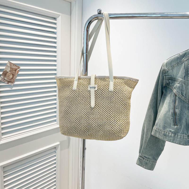 Summer New Straw Woven Large-capacity Casual Niche Beautiful Portable Shoulder Underarm Tote Bag