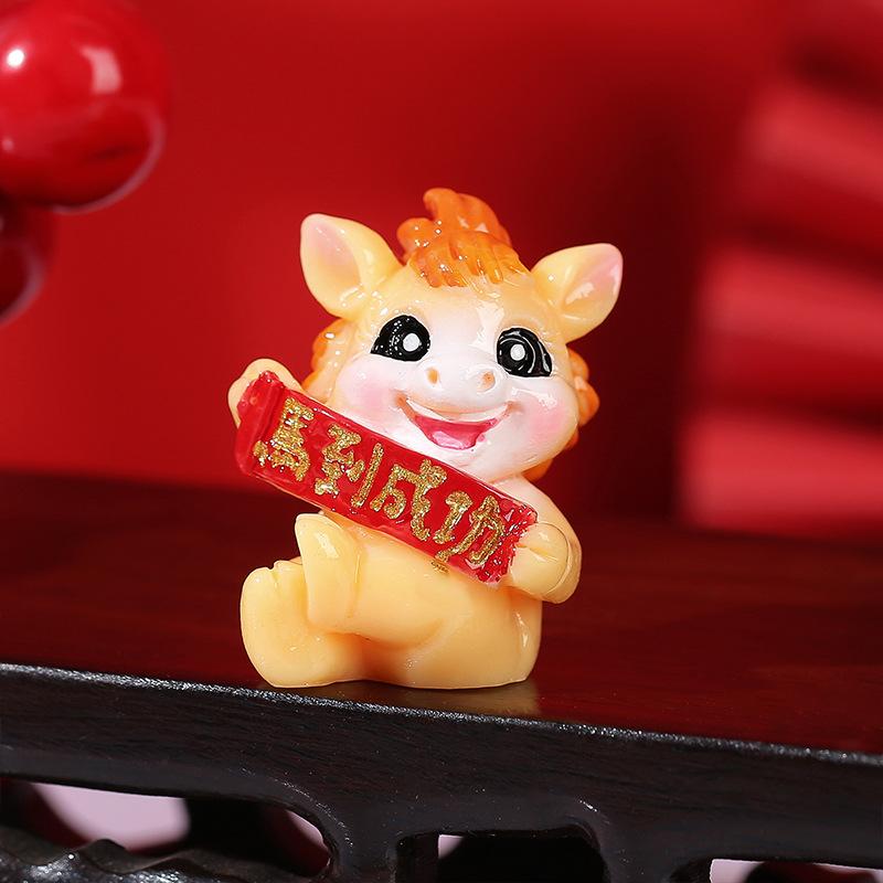 1/2 шт. Реалистичная фигурка-талисман в виде лошади по знаку зодиака из смолы, 2026 год Лошади, декоративные китайские миниатюрные фигурки лошадей