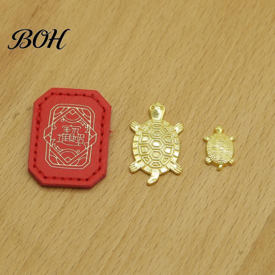 Collectible Alloy Turtle 2Pcs Golden Feng Shui Ornament for Wealth And Luck, Gold Figurine, Car Accessory Chinese Style Metal Talisman with
