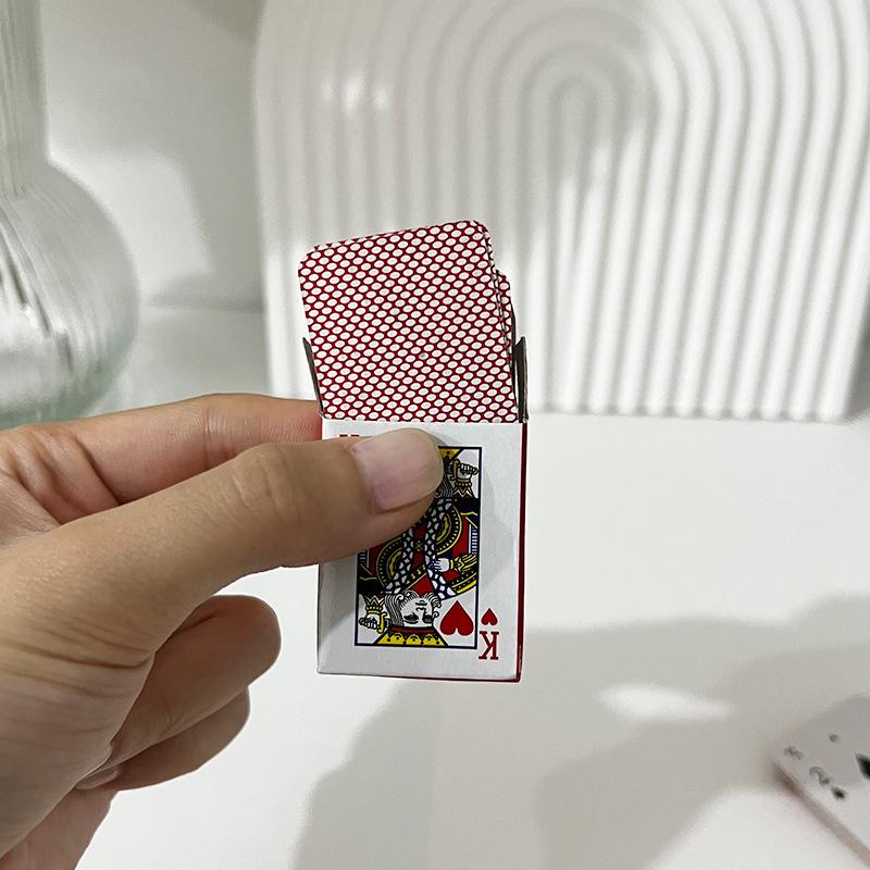 Мини-покерные карты: Симпатичный дорожный набор, портативное издание для настольных игр и подарков