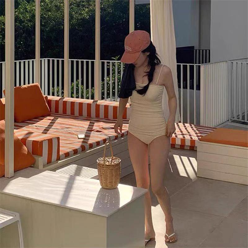 Pure desire wind suspender one-piece swimsuit female student texture Korean version simple dead library water Japanese swimsuit