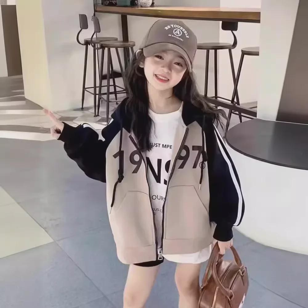 Стильные весенние и осенние куртки для девочек 2024 года - модные спортивные толстовки для детей.