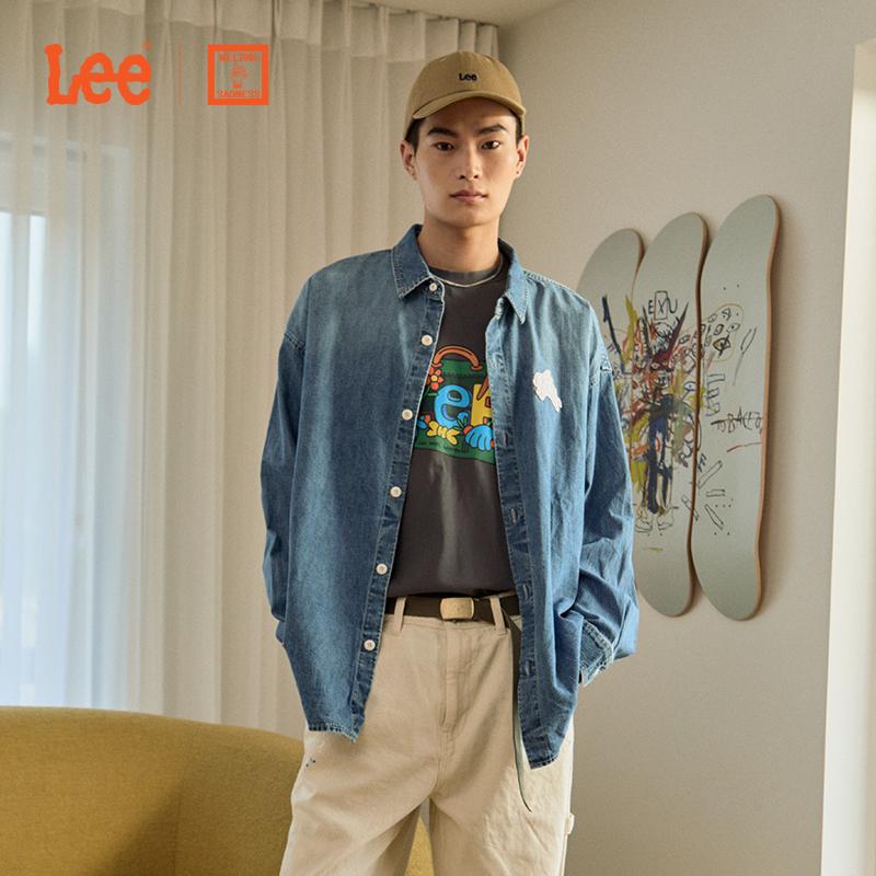 Lee X Торговый центр «Тающий грусть» Стиль FW24 Ранняя осень Удобная джинсовая рубашка с лазерной печатью кролика Унисекс рубашки Светло-голубой LUT0095655FQ00FA06323