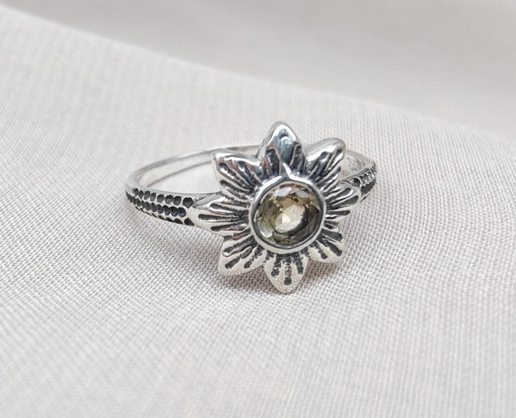 Lemon Quartz Flower Ring: Oxidized 925 Sterling Silver Boho Jewelry