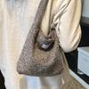 This Year'S Popular Bucket Bag Women 2025 Versatile Large-Capacity Plush Shoulder Bag Soft Furry Underarm Bag Women