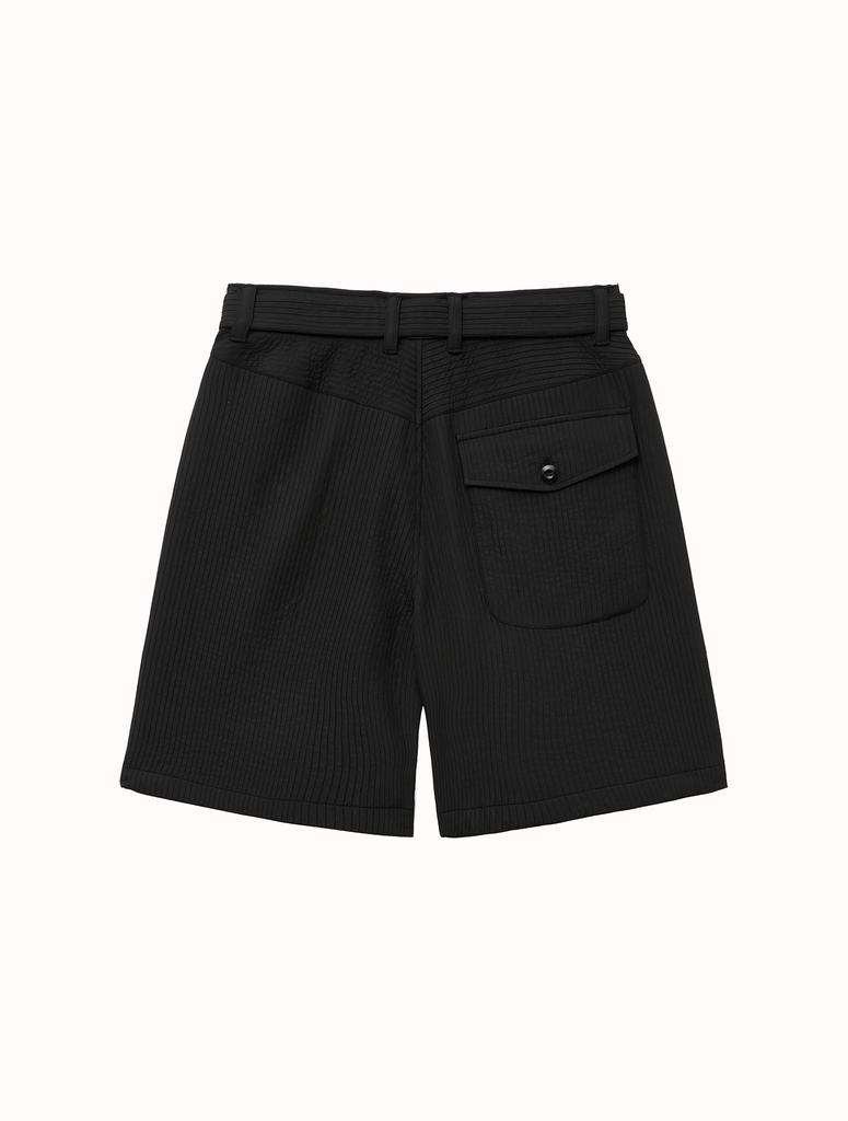 NOIRER 3D Pleated Half Pants (Black)