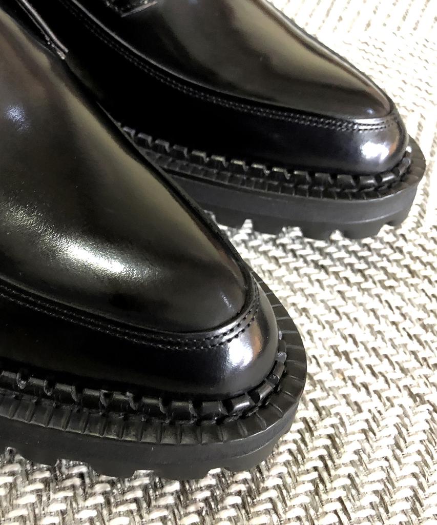 Joenshoe Schumann Loop Slim Oxford Black