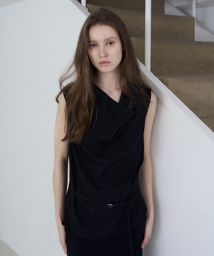 FROMWHERE Draped Sleeveless Top Black