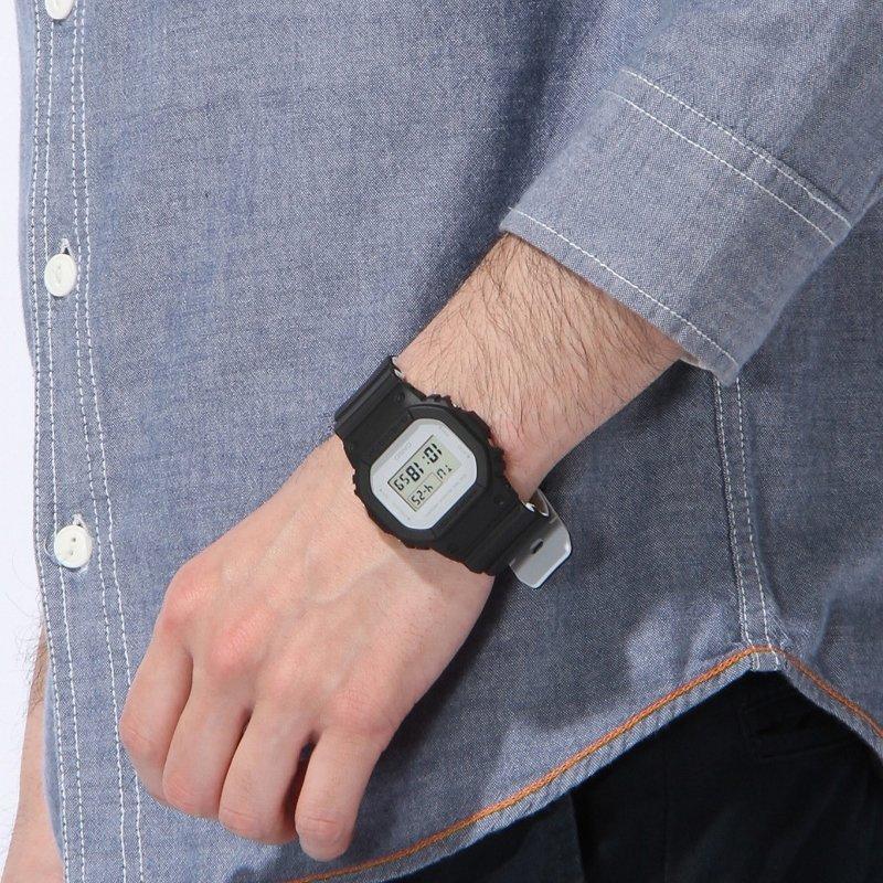 Casio Серия CASIO G-SHOCK цифровой дисплей четкий и лаконичный двухцветный ремешок маленький квадратный кварцевый механизм полимерный ремешок японский и корейский DW-5600LCU-1