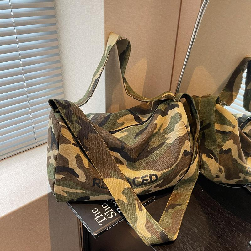 Повседневная сумка-кроссбоди на одно плечо большой вместимости для прогулок, новая спортивная фитнес-сумка осень-зима 2025, мужская и женская дорожная сумка