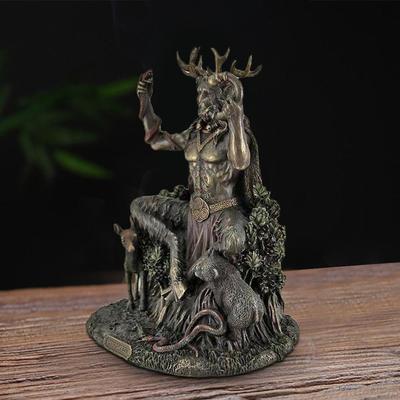 Cernunnos Рогатое животное Бог Скульптура Смола Пейзаж Подземный мир Статуэтка Статуя для дома и офиса Магазин Украшение