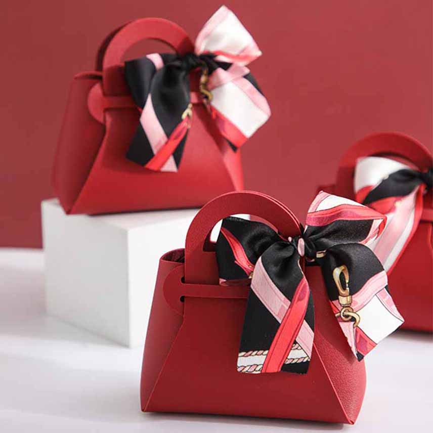 Creative Leather Gift Bags Bow Ribbon Packaging Bag Wedding Favour Bags Candy Packaging Box Mini Handbag Birthday Party Decor