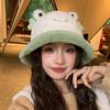 Теплая шляпа-ведро контрастного цвета с лягушкой на осень/зиму 2024 года — модная и милая шляпа-тазик с большой окружностью головы