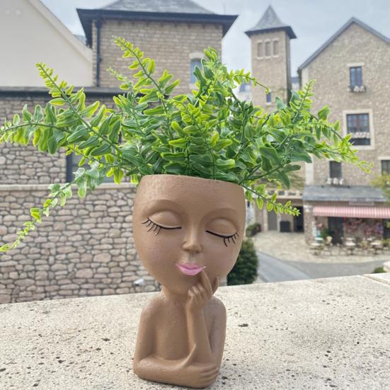 Face Planter Pot with Drainage Hole Resin 3D Women Head Figurine Flowerpot Indoor Outdoor Plants Container Home Balcony Garden Decoration