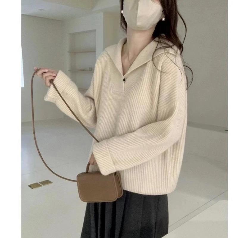 Женский осенне-зимний вязаный свитер с лацканами