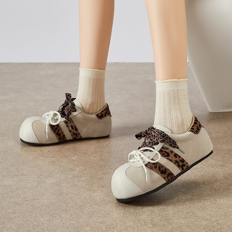 2025 повседневные четырехсезонные увеличивающие рост ретро леопардовый принт новые замшевые с круглым носком уродливые милые контрастные цвета спортивная женская обувь