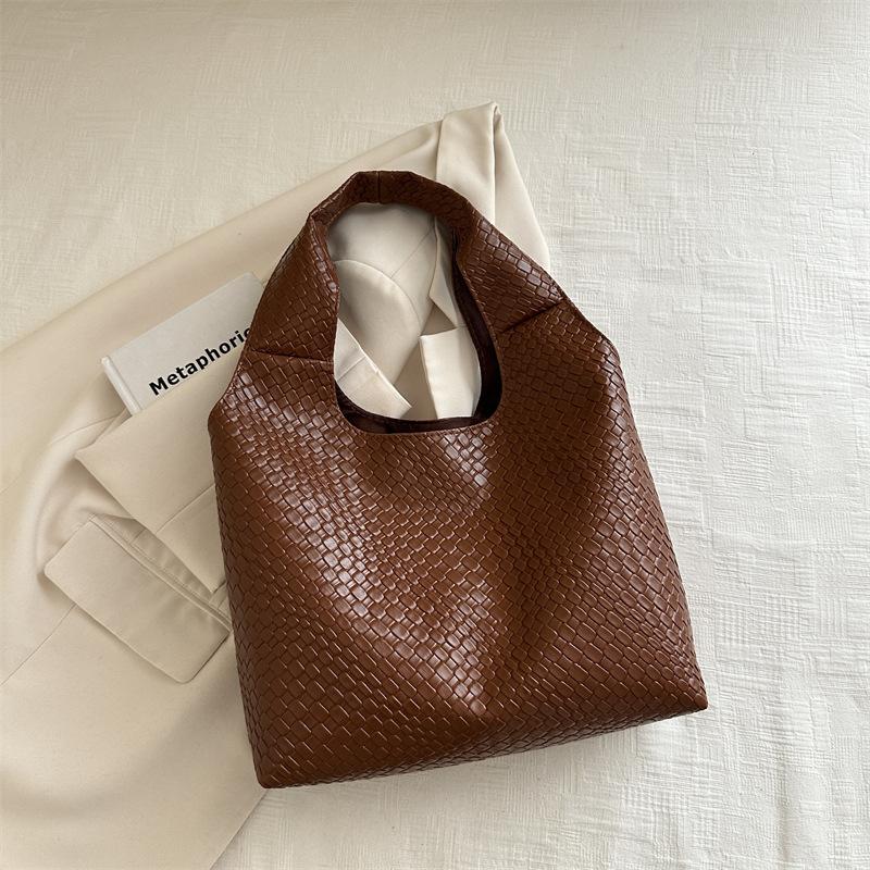 Французский нишевый дизайн плетеная сумка через плечо женская универсальная мягкая сумка подмышку большой вместимости повседневная сумка-тоут