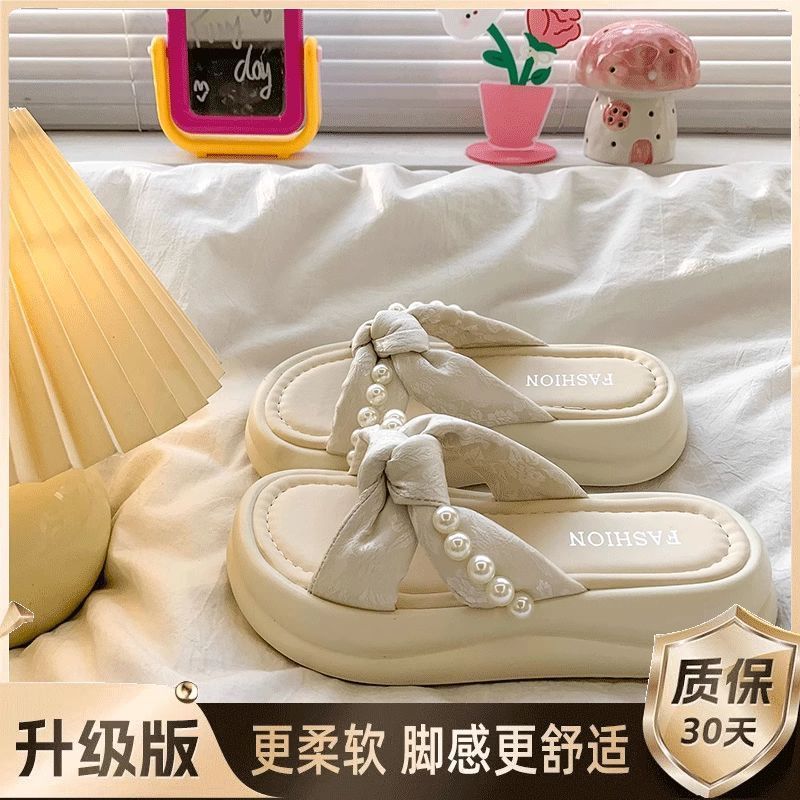 Маффиновые крутые шлепанцы на толстой подошве женские летние 2025 новые ретро вышивка универсальная юбка жемчужные пляжные сандалии