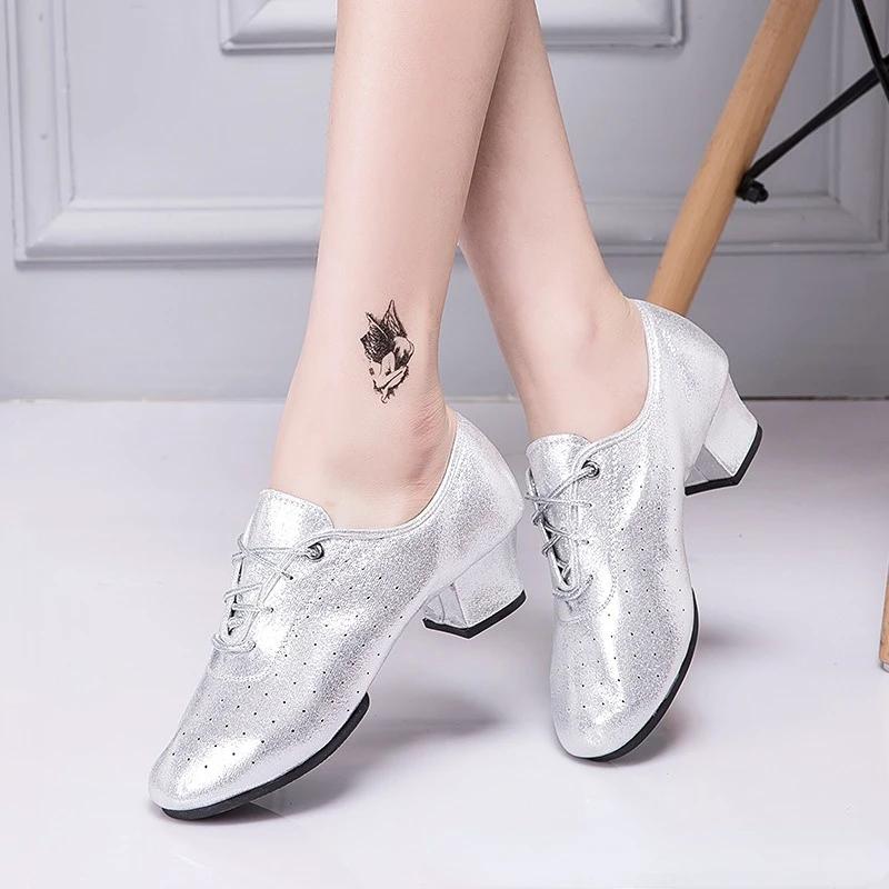 Латинские танцевальные туфли Женские туфли для фламенко Кожаные каблуки Мягкая подошва Современные туфли для сальсы бальных танцев Женские туфли для джаза танго