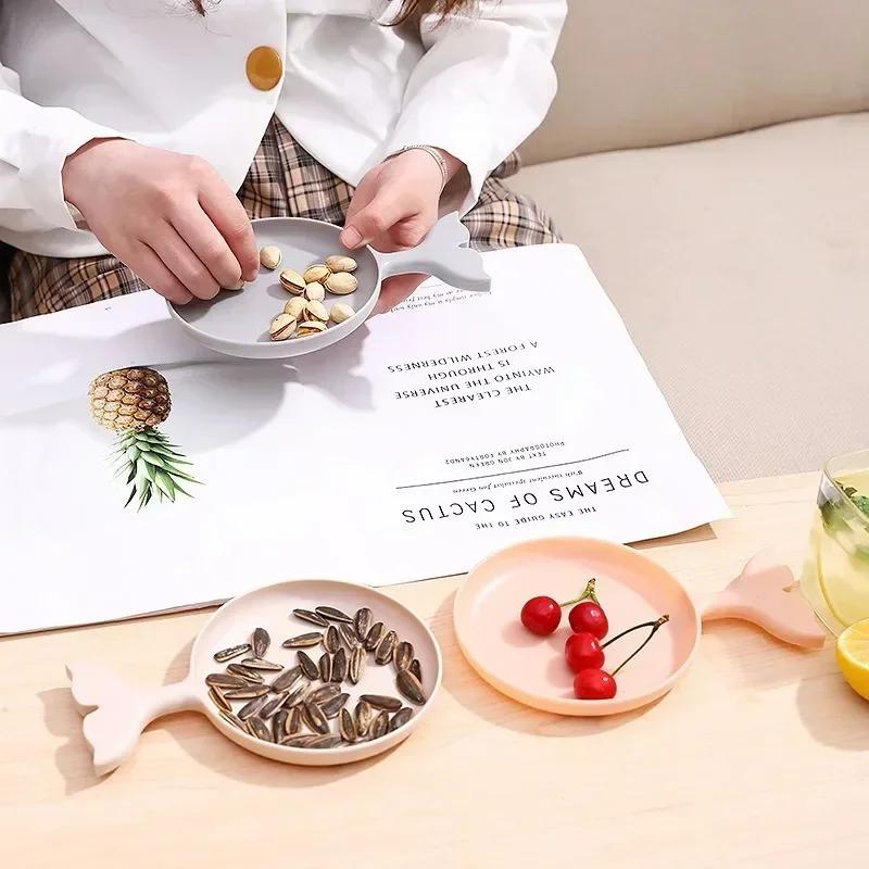 Кухонная переносная посуда в форме маленькой рыбки, фруктовая тарелка, закусочная тарелка, сухофрукты, конфеты, креативная современная посуда для торта