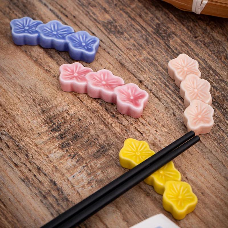 1 шт. Керамический держатель для палочек для еды с цветами сакуры, ложка, вилка, подставка для палочек для еды, кухонные принадлежности, столовые приборы, украшение обеденного стола